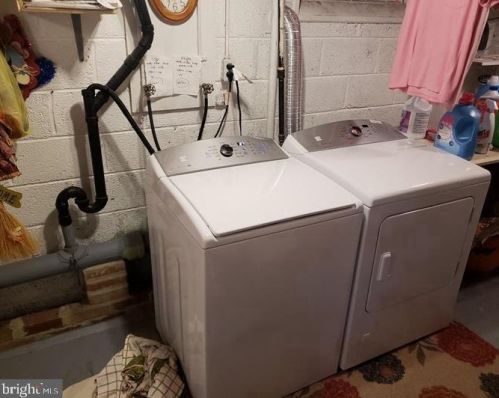 128 Bergen St, Gloucester NJ  08031-2702 exterior