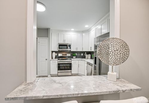 502 Park Pl, Springfield NJ  07081-3504 exterior