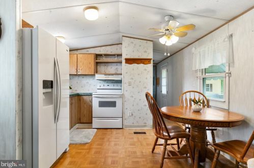 155 Whippoorwill Way, West Deptford NJ  08051-1383 exterior