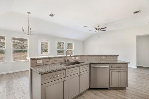 161 Coral Gables, Chita TX  75862-6998 exterior