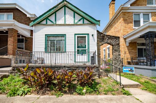 1911 Garrard St, Covington, KY 41014-1434