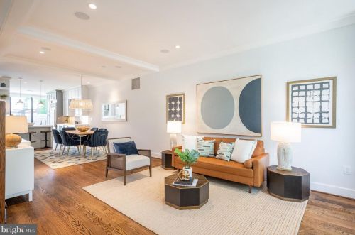1206 Fairmont St, Washington, DC 20009-5322