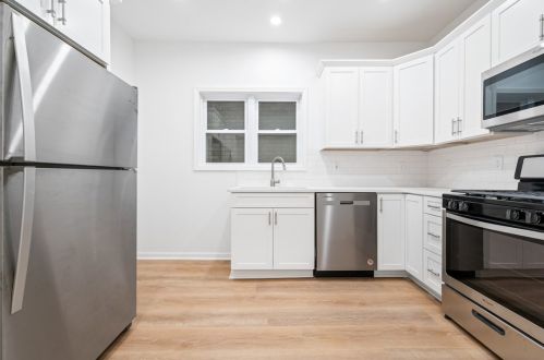 1211 Jancey St, Pittsburgh PA  15206-1146 exterior