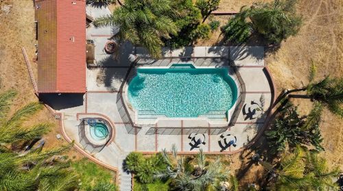 16060 Lenel Ct, Riverside CA  92504-5817 exterior