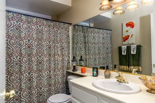 42371 Cosmic Dr, Temecula CA 92592-3282 exterior