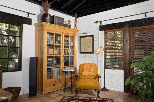 2919 Lake Ave, Altadena CA  91001-1621 exterior