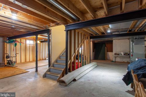 50 Ashley Cir, Gilbertsville PA  19525-8876 exterior