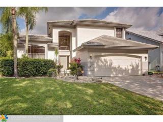 2612 Baccarat Dr, Hollywood FL  33026-3760 exterior