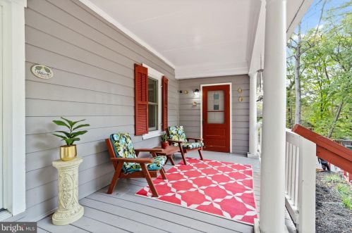 13188 Loyalty Rd, Leesburg VA  20176-6112 exterior