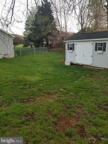 4 Mile Trl, Charnita PA  17320-8463 exterior