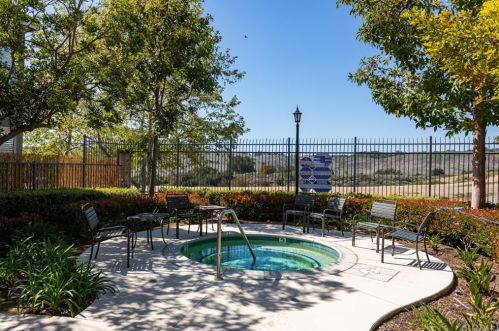 96 Seacountry Ln, Trabuco Canyon CA  92688-5524 exterior