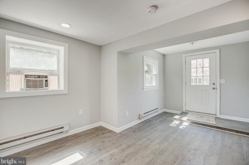 10600 Woodland Dr, Fredericksburg VA  22407-7759 exterior