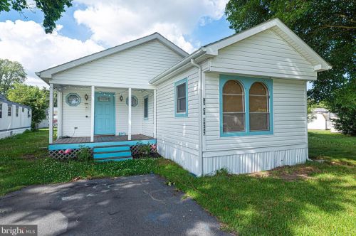 16387 Seneca St, Lewes, DE 19958-2956