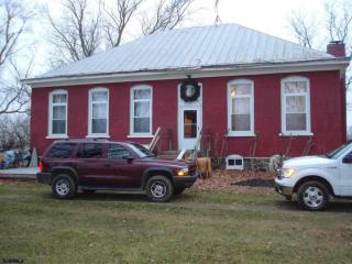 4851 Trento Ave, Vineland, NJ 08361-7641