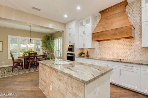 3022 Wildhorse Dr, Gilbert, AZ 85297-2153
