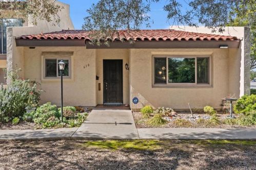610 Bel Air Dr, Vista, CA 92084-5525