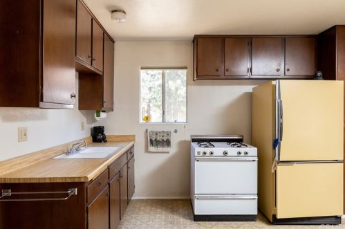 236 Whipple Dr, Big Bear City CA  92314-9163 exterior