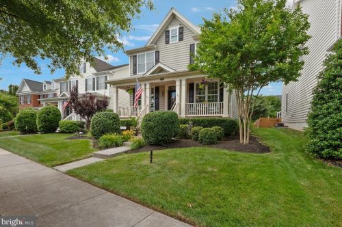 15209 Londons Bridge Rd, Haymarket, VA 20169-8144
