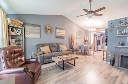 3229 Seven Springs Blvd, New Port Richey FL  34655-3351 exterior