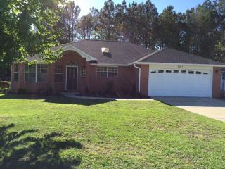 5291 Deer Creek Dr, Milton, FL 32571-8673