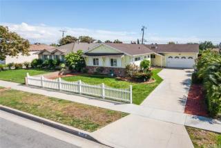 14808 Ragan Dr, La Mirada, CA 90638-2205