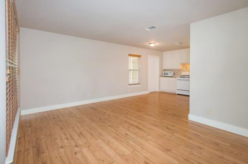 4605 Clawson Rd, Austin TX  78745-1704 exterior