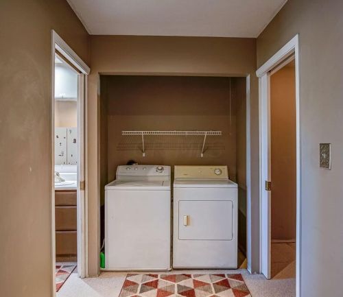 11281 Kenyon Rd, Mount Vernon OH  43050-9206 exterior