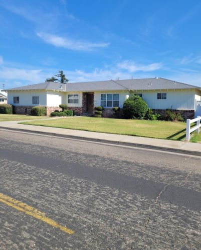 205 Rutgers Ave, Turlock, CA 95382-1838