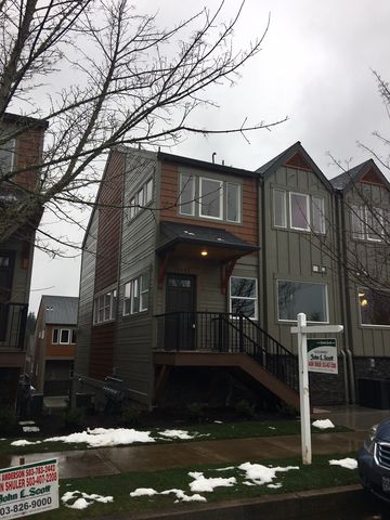 16823 Champion Way, Sandy, OR 97055-0019