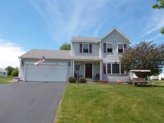49 Holly Mill Rd, Beckers Corners, NY 12158-1276