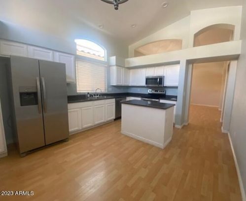 4916 Wahalla Ln, Glendale AZ 85308-7079 exterior