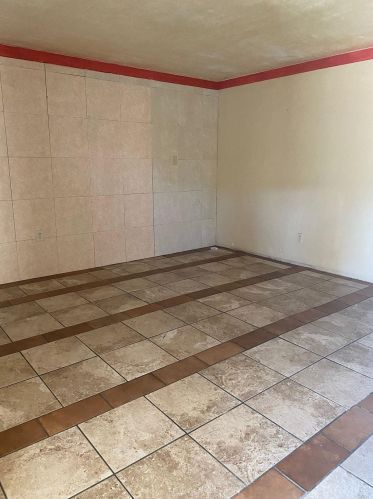 7738 Jamacha Rd, San Diego, CA 92114-3305
