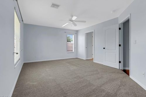 2042 Morning Sun Ln, Naples FL 34119-3323 exterior