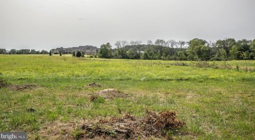 1024 Cemetery Rd, Collegeville, PA 19473-1601