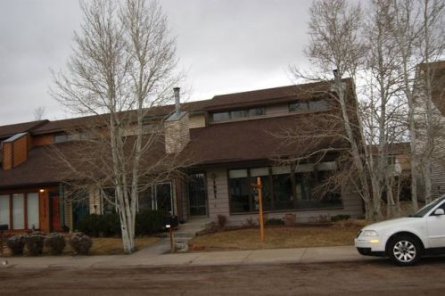 1521 Person St, Laramie, WY 82070-5400