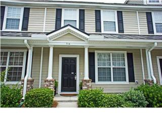 714 Hemingway Cir, Summerville, SC 29483-8052