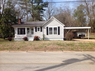 1067 Main St, Mc Kenzie, TN 38201-1724