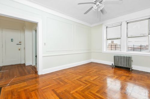 87-27 169th St, Jamaica, NY 11432