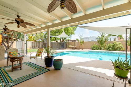 597 Jasper Dr, Chandler AZ 85226-1124 exterior