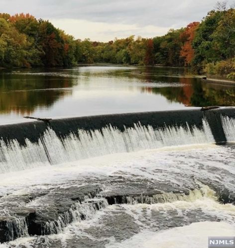 280 Main St, West Paterson NJ  07424-1372 exterior