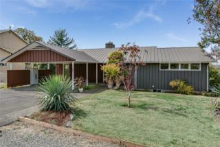 833 Alvord Ave, Kent, WA 98031-3119
