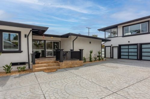 3841 Pacific Ave, Long Beach CA  90807-3227 exterior