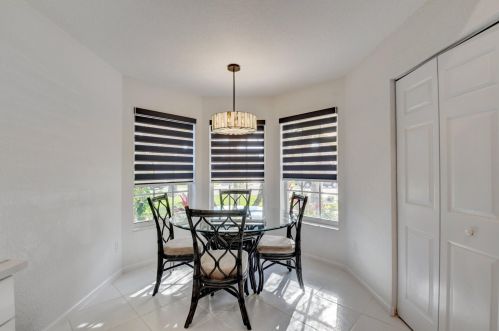 11652 Castellon Ct, Boynton Beach FL  33437-4085 exterior