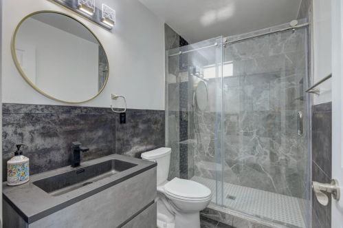 235 Cottonwood St, Woodland CA  95695-3612 exterior