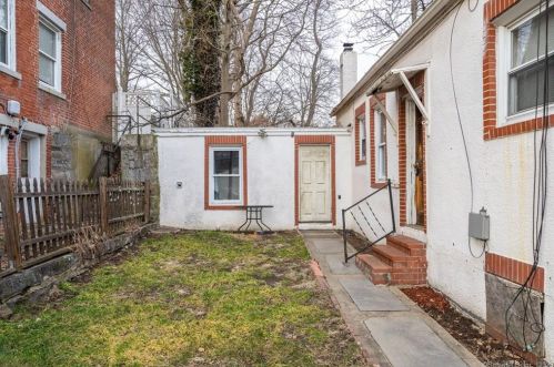 101 Federal St, United States Coast Guard Ac CT  06320-6210 exterior