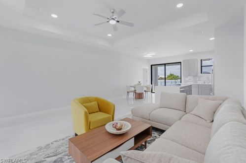 301 15th Ter, Cape Coral FL  33909-1239 exterior