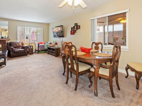 6654 San Homero Way, Buena Park CA  90620-3716 exterior