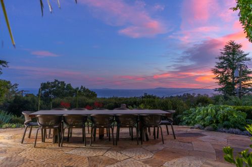 1074 Cold Springs Rd, Santa Barbara, CA 93108-1011