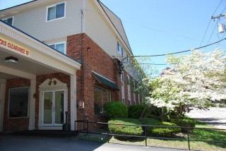 7 Linbrook Dr, Warwick RI  02889-1357 exterior