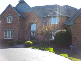 7531 Scandinavia Dr, Maumee, OH 43537-9542